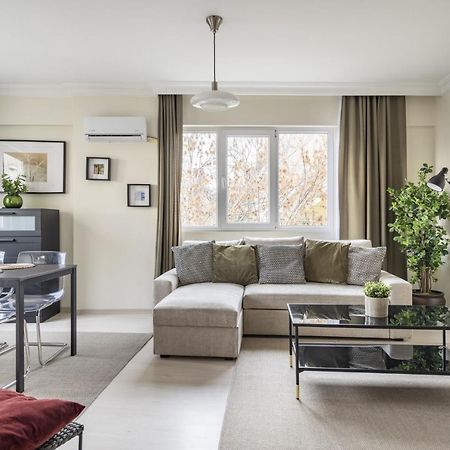 イスタンブールModern Flat With Balcony On Bagdat Streetアパートメント エクステリア 写真