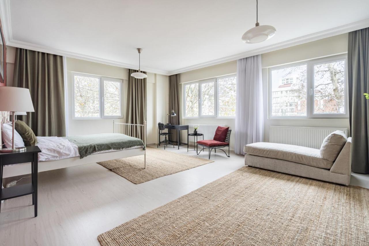 イスタンブールModern Flat With Balcony On Bagdat Streetアパートメント エクステリア 写真