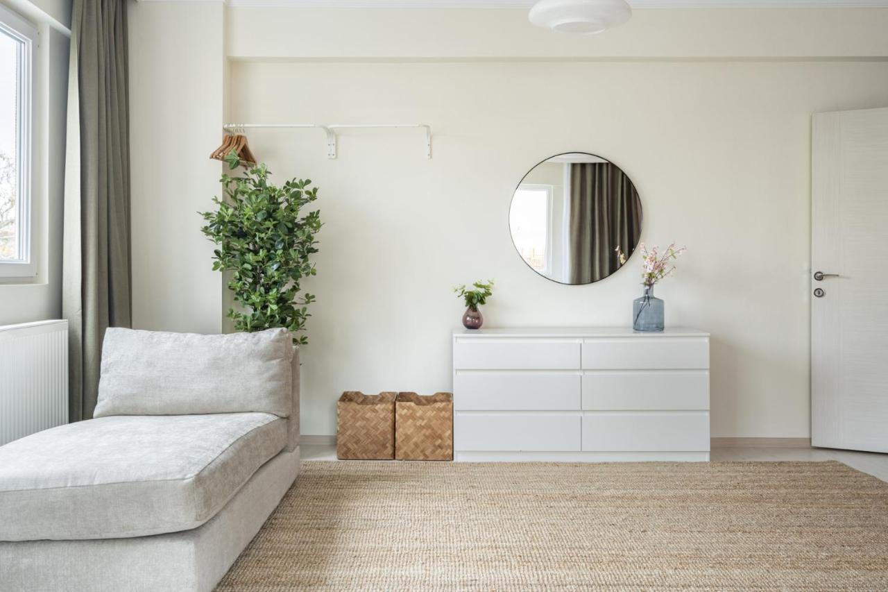 イスタンブールModern Flat With Balcony On Bagdat Streetアパートメント エクステリア 写真