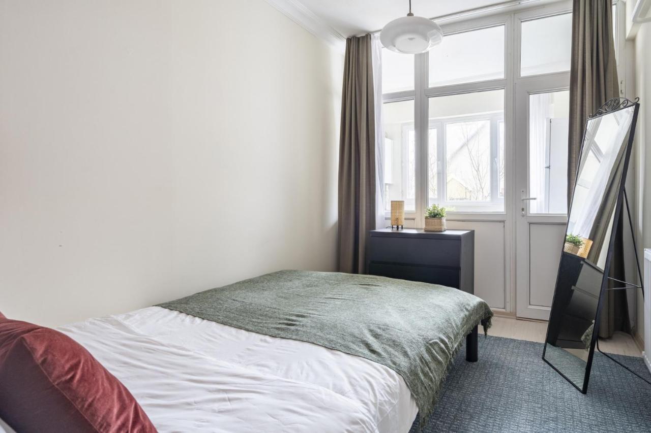イスタンブールModern Flat With Balcony On Bagdat Streetアパートメント エクステリア 写真